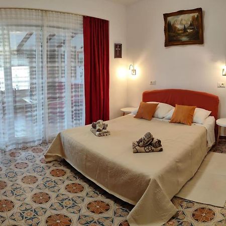 Apartment Istra Near Beach Rovinj Ngoại thất bức ảnh
